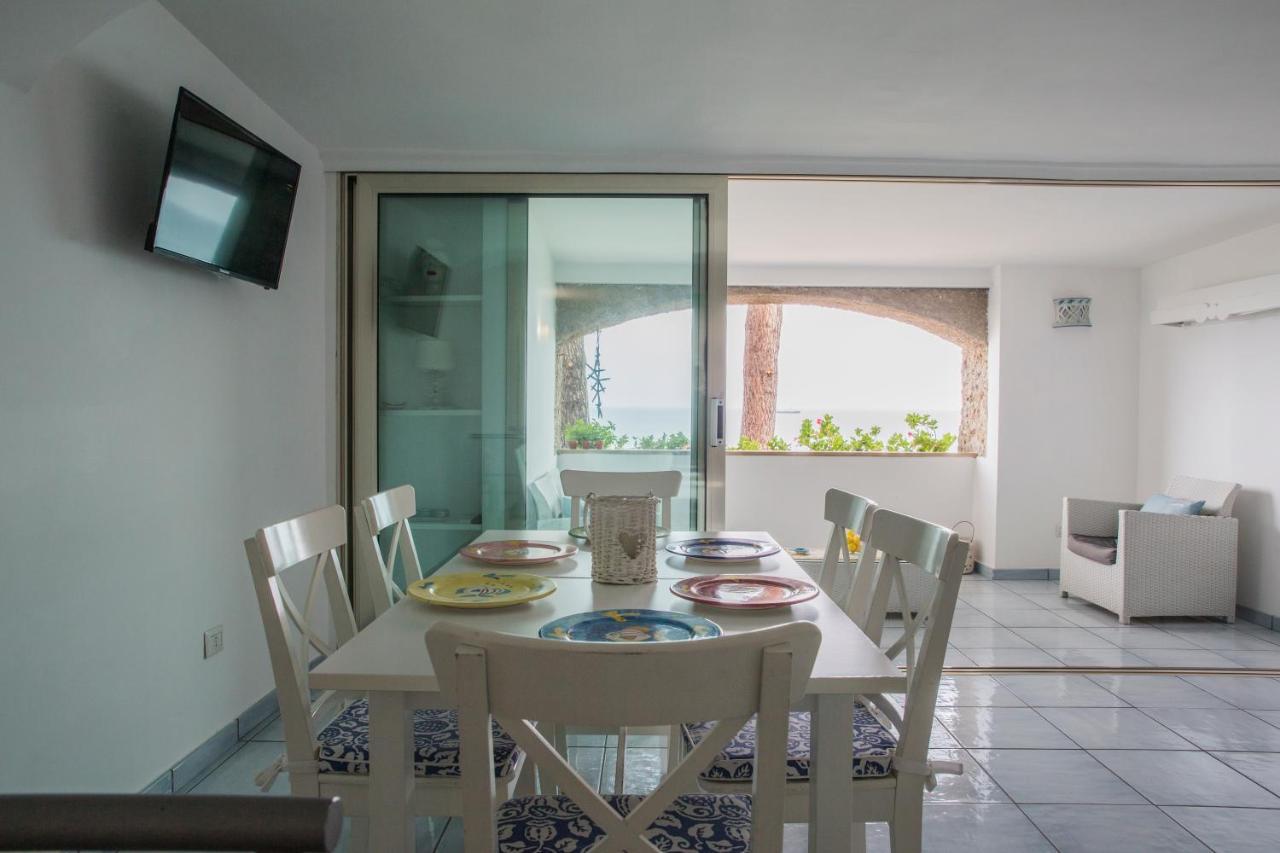 Luxurious Apartment By The Sea วิเอตริ ภายนอก รูปภาพ