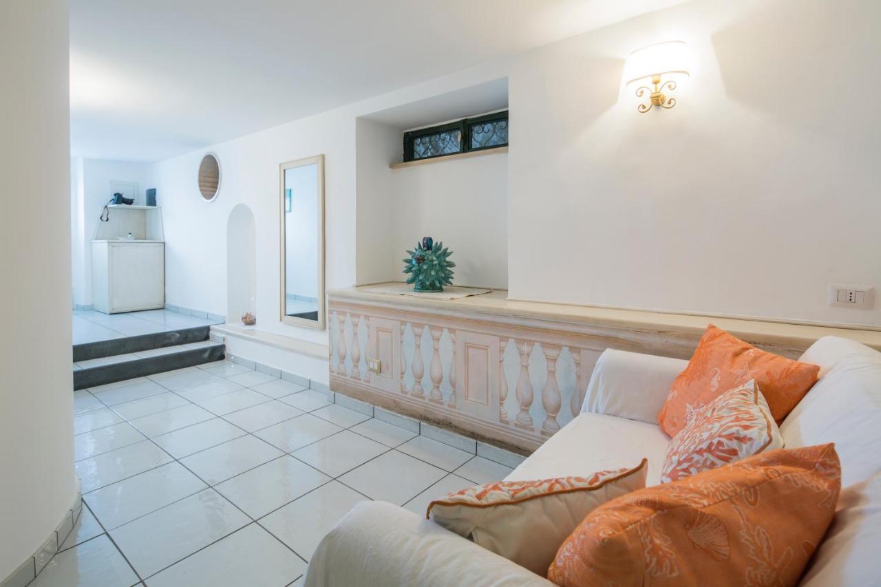 Luxurious Apartment By The Sea วิเอตริ ภายนอก รูปภาพ