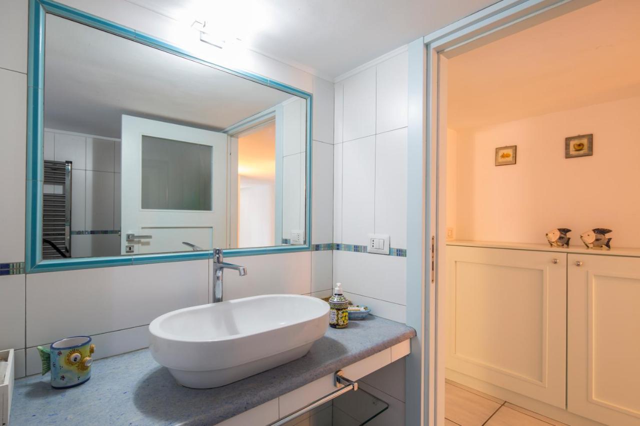 Luxurious Apartment By The Sea วิเอตริ ภายนอก รูปภาพ